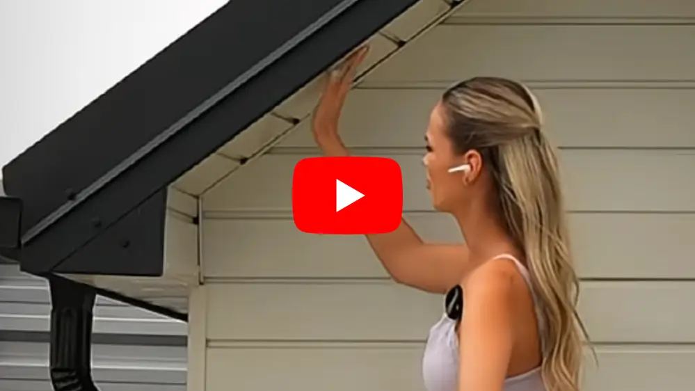 Lambriu metalic Micronervurat, finisaj Lustro, culoare alb gri - RAL 9002